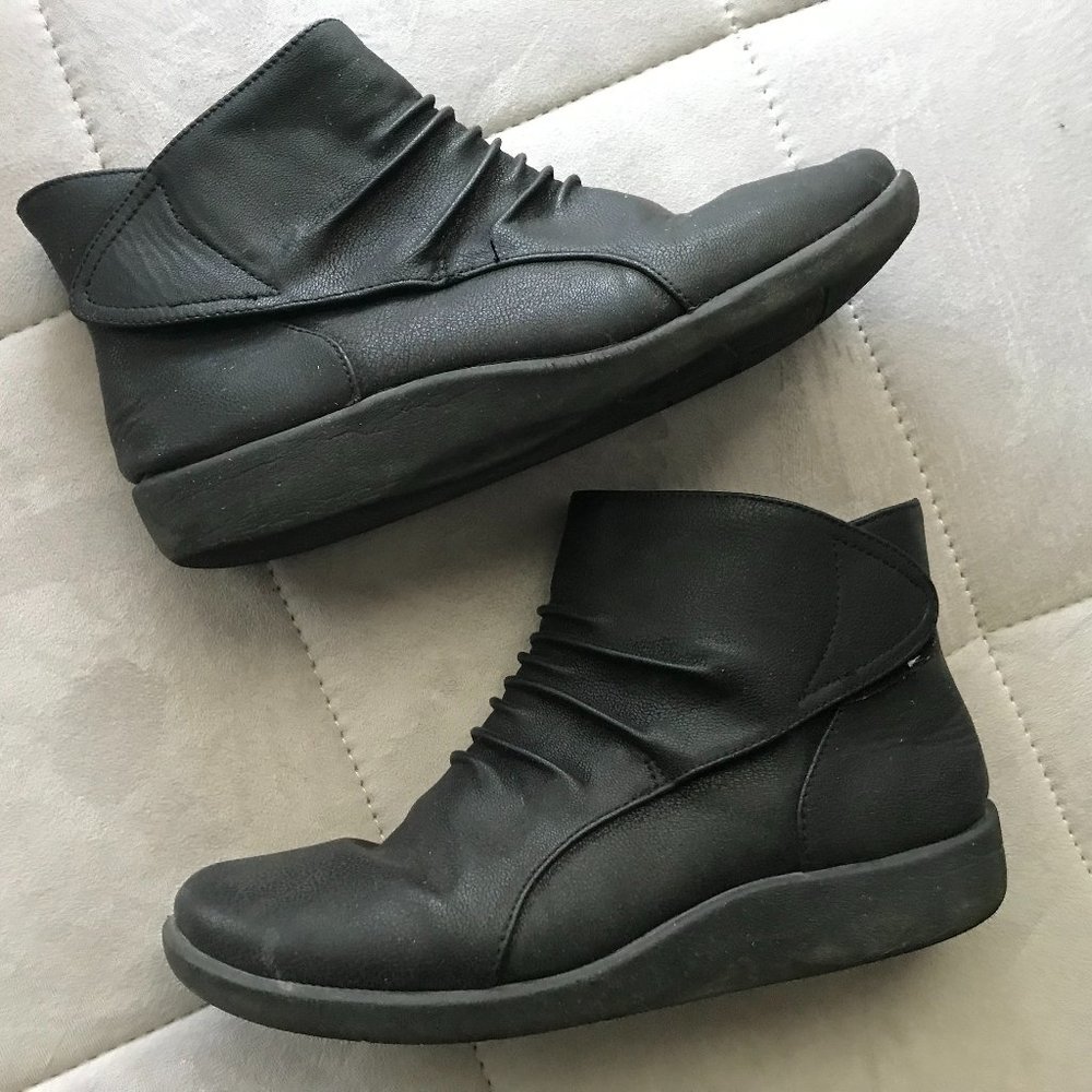 Clark's Women's ankle boots
